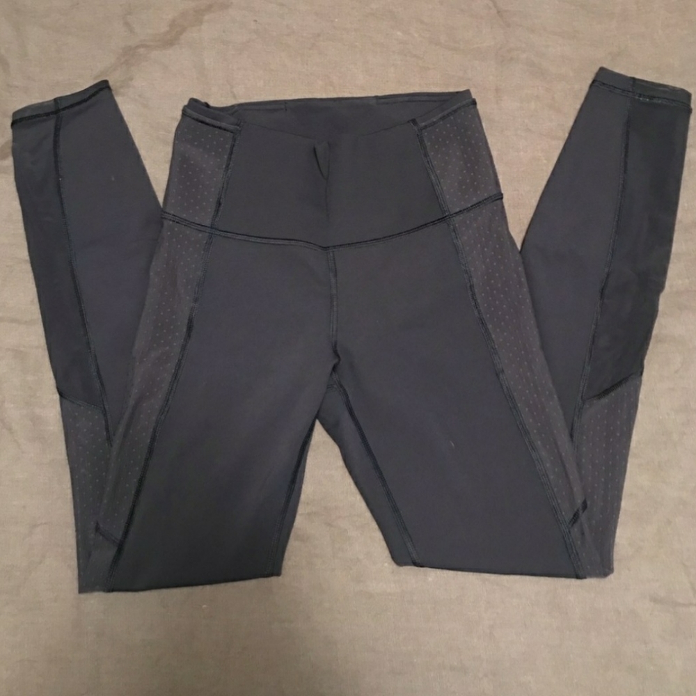 Lululemon Navy Luxtreme mesh High Rise leggings